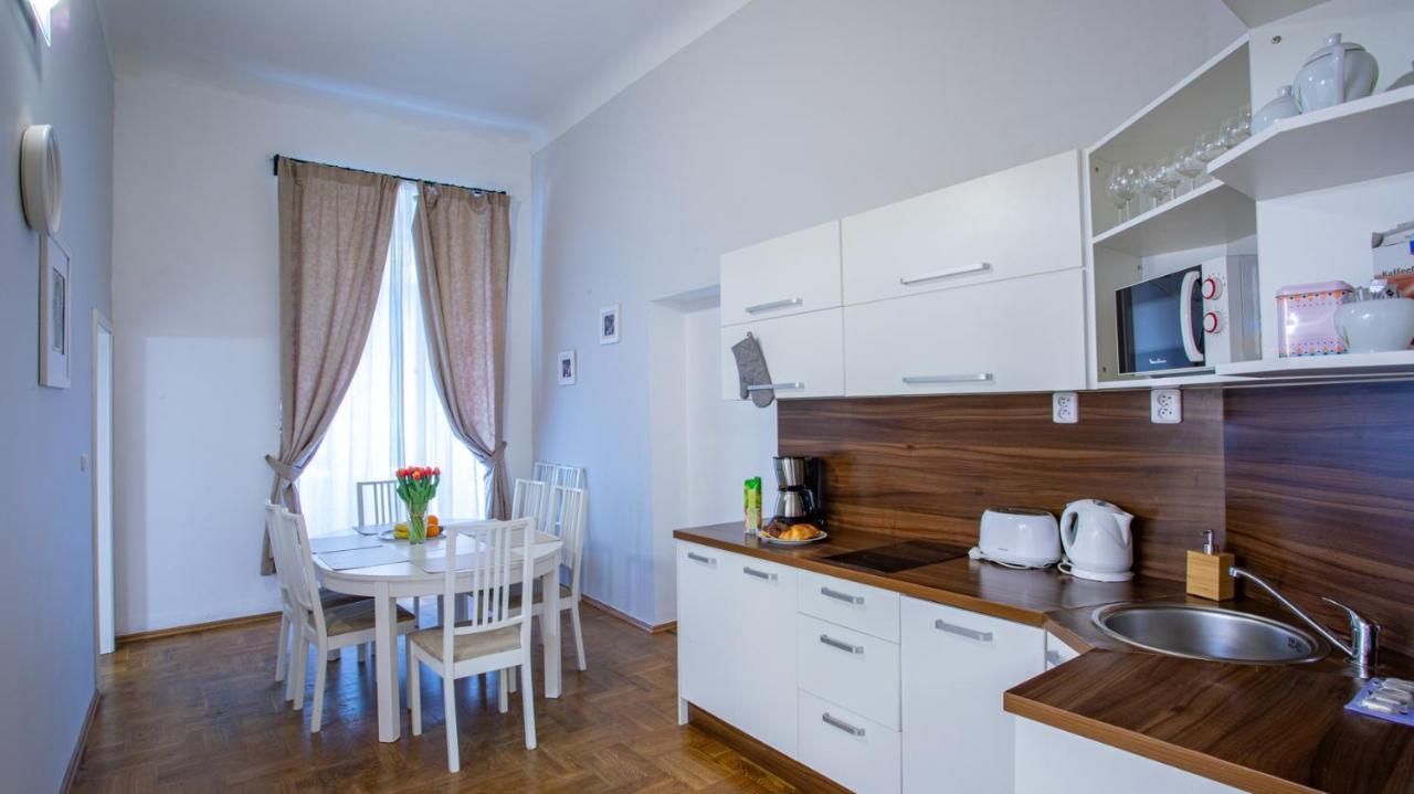 Michalska Apartment Prag Exterior foto